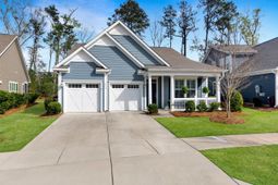 1013 Old Field Drive photo 4