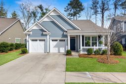 1013 Old Field Drive photo 4