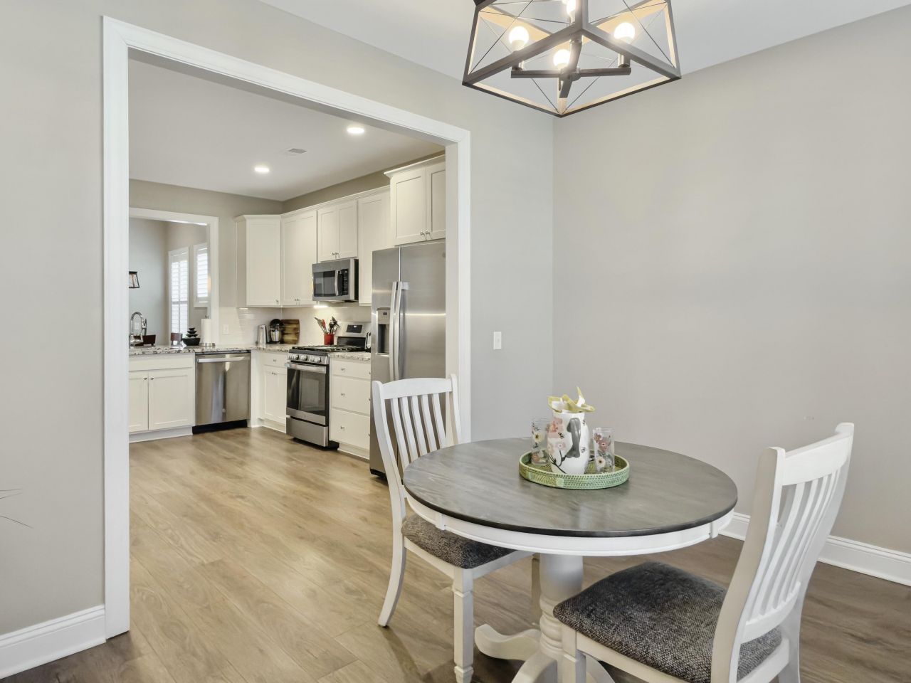 1013 Old Field Drive Photo 6