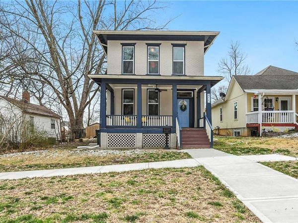 415 Elm Street, Leavenworth, KS 66048