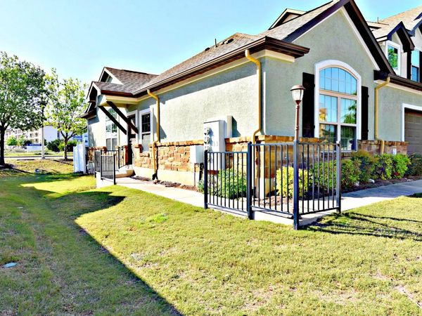 1900 Little Elm TRL , Unit 9, Cedar Park, TX 78613