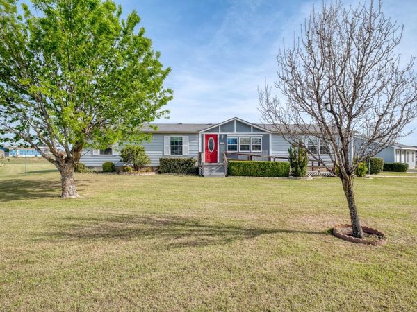 114 Thomas Park DR, Hutto, TX 78634