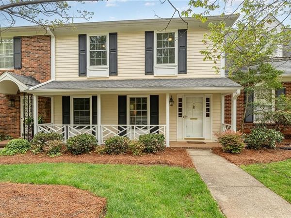 16 Fountain Manor Drive, Unit B, Greensboro, NC 27405