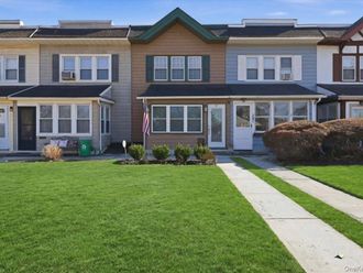 17 Meadow Street Garden City, NY 11530