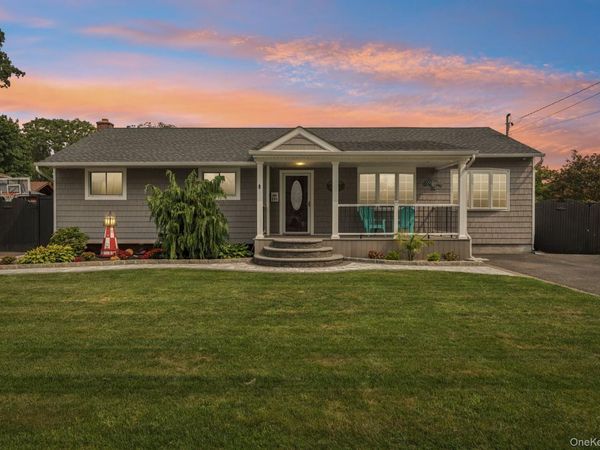 295 Silver Street, West Babylon, NY 11704