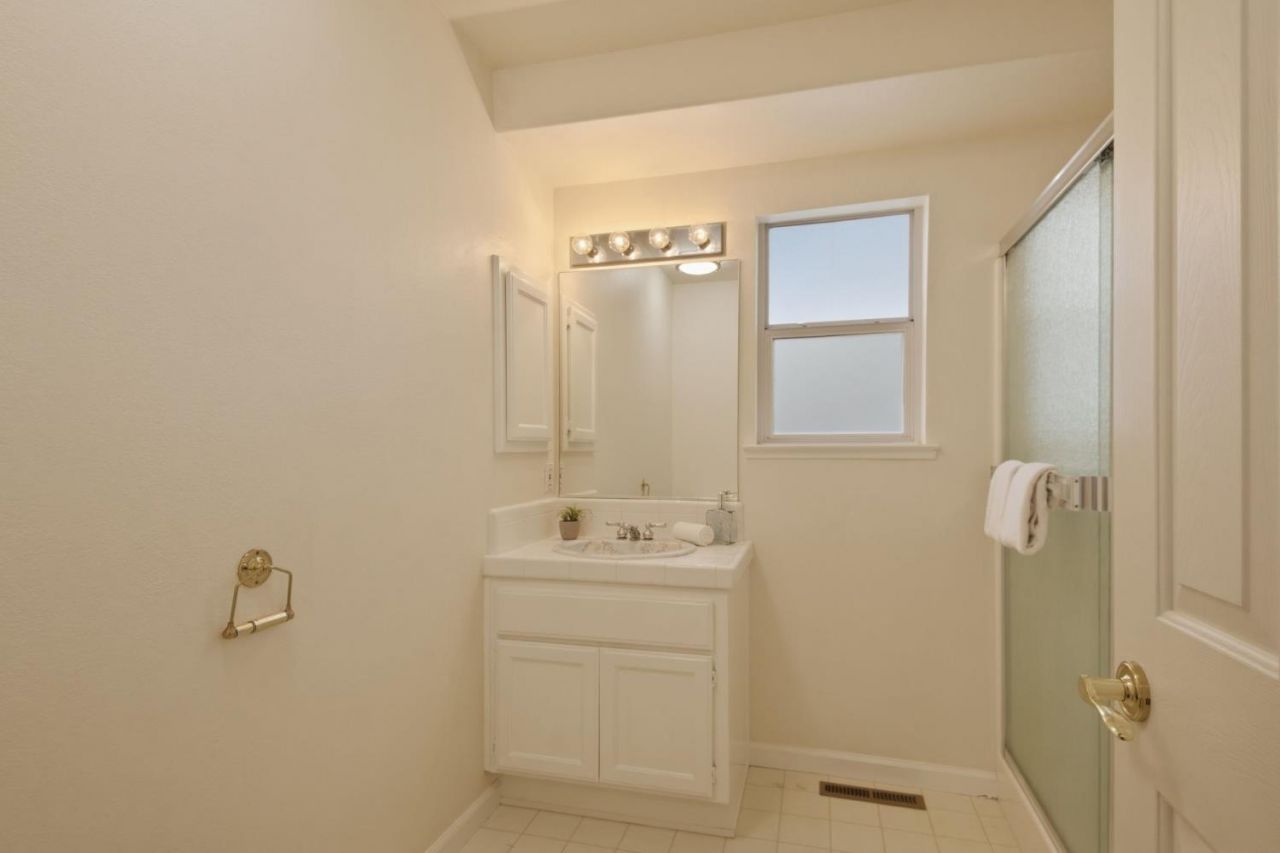 12321 Westwood Dr, Auburn, CA 95603 Photo