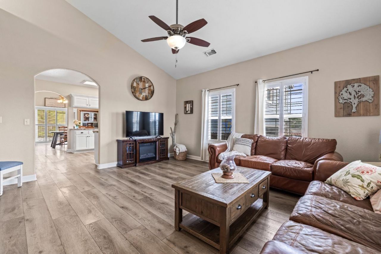 13003 Sweetbriar Ct, Auburn, CA 95603 Photo