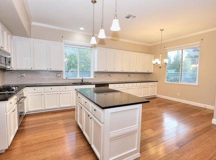 2040 San Esteban Cir, Roseville, CA 95747 Photo