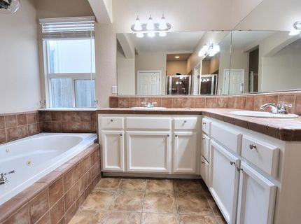 2040 San Esteban Cir, Roseville, CA 95747 Photo