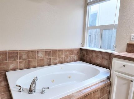 2040 San Esteban Cir, Roseville, CA 95747 Photo