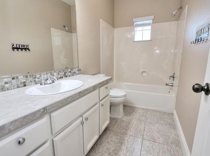 2040 San Esteban Cir, Roseville, CA 95747 Photo
