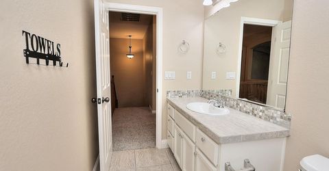 2040 San Esteban Cir, Roseville, CA 95747 Photo