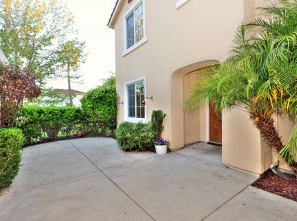2040 San Esteban Cir, Roseville, CA 95747 Photo