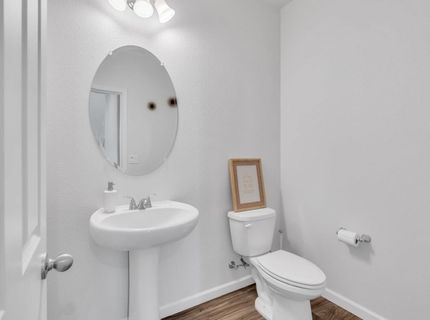 9597 Ogden Ranch Rd, Sacramento, CA 95829 Photo