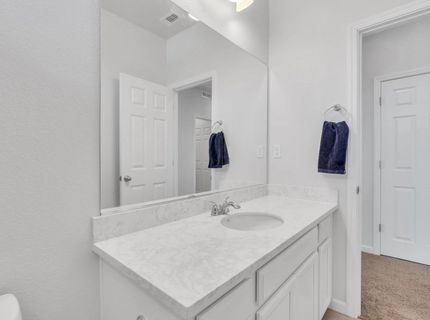 9597 Ogden Ranch Rd, Sacramento, CA 95829 Photo