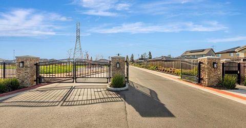 9597 Ogden Ranch Rd, Sacramento, CA 95829 Photo