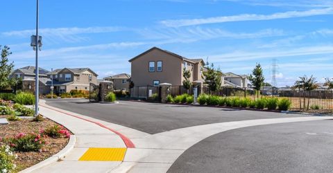 9597 Ogden Ranch Rd, Sacramento, CA 95829 Photo