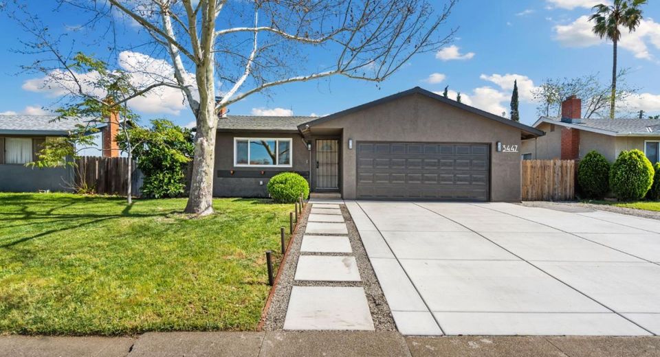3447 Jupiter Dr, Sacramento, CA 95827 Photo