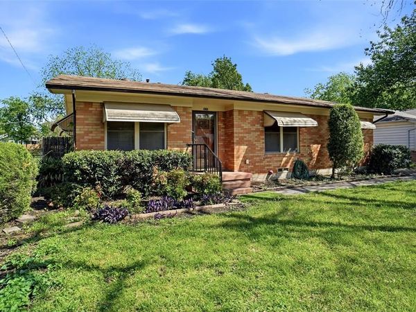 900 Emery Street, Denton, TX 76201