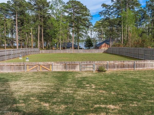 0 W Lakeshore Drive , Benton, LA 71006