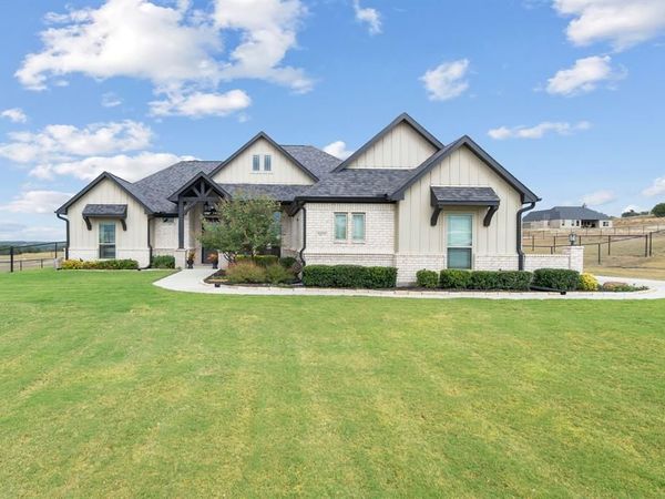 7077 Veal Station Road, Weatherford, TX 76085