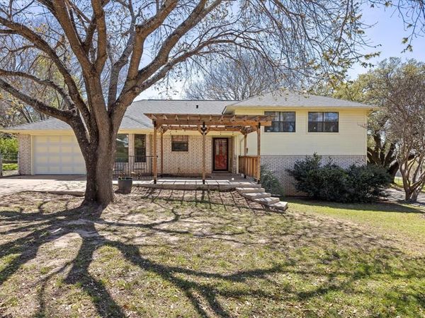 1701 Hitching Post Road, Granbury, TX 76049