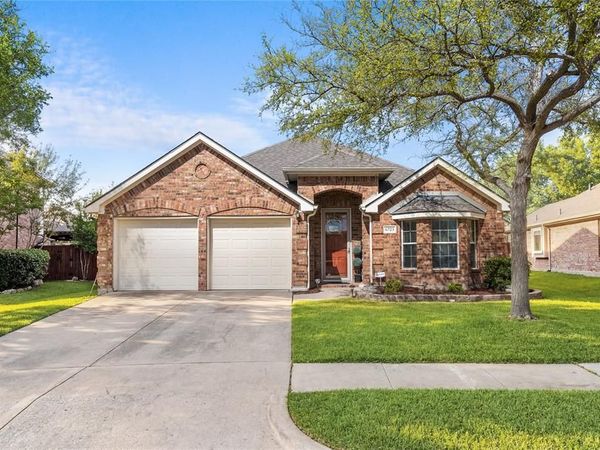 6725 Woodcrest Lane, Sachse, TX 75048