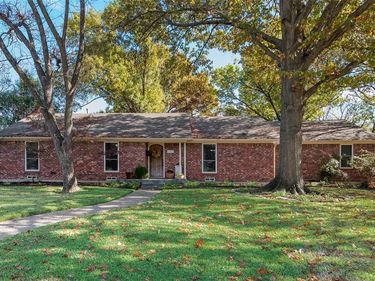 9902 Galway Drive, Dallas, TX 75218