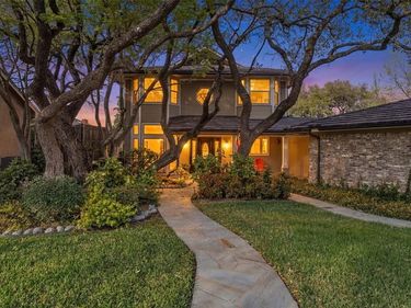 8 Buccaneer Court, Fort Worth, TX 76179