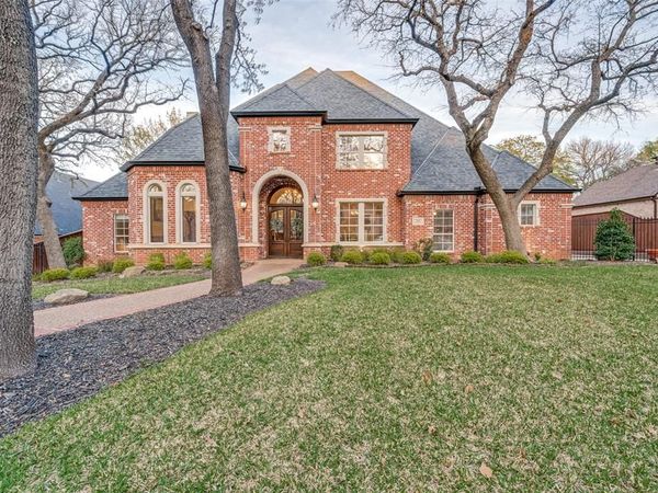 805 Huntington Court, Southlake, TX 76092