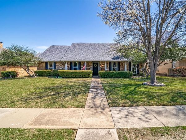 402 Fireside Drive, Richardson, TX 75081