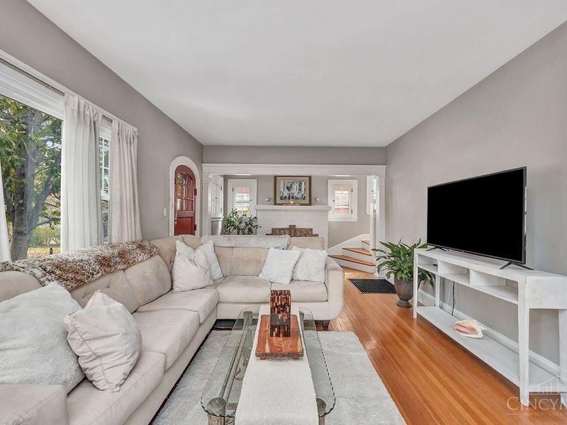 2913 Madison, Cincinnati, OH 45209 Photo 12