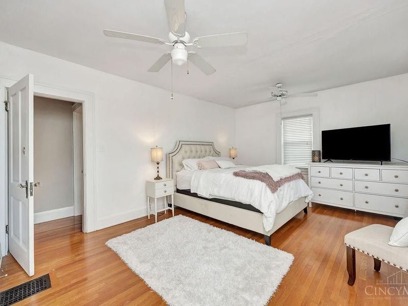 2913 Madison, Cincinnati, OH 45209 Photo 21