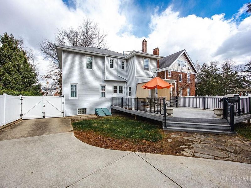 2913 Madison, Cincinnati, OH 45209 Photo 36