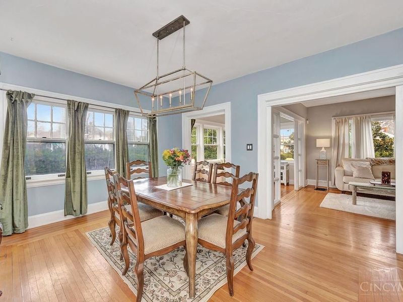 2913 Madison, Cincinnati, OH 45209 Photo 6