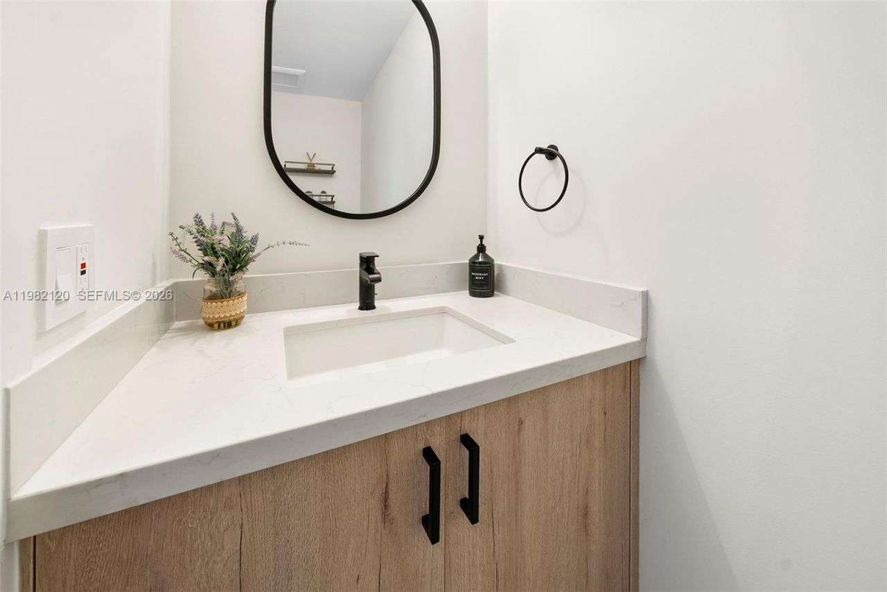 14 San Sebastian Ave, Coral Gables, FL 33134 Photo