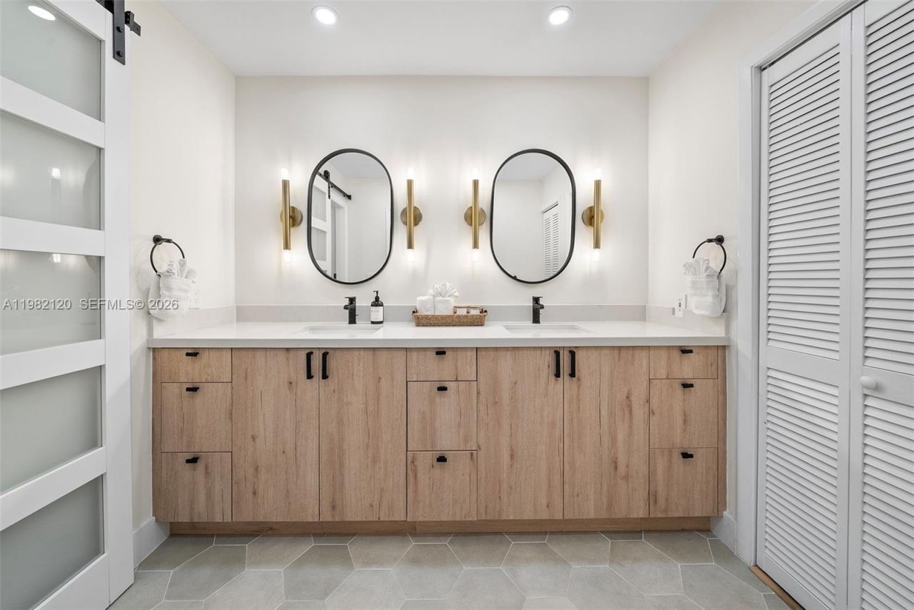 14 San Sebastian Ave, Coral Gables, FL 33134 Photo