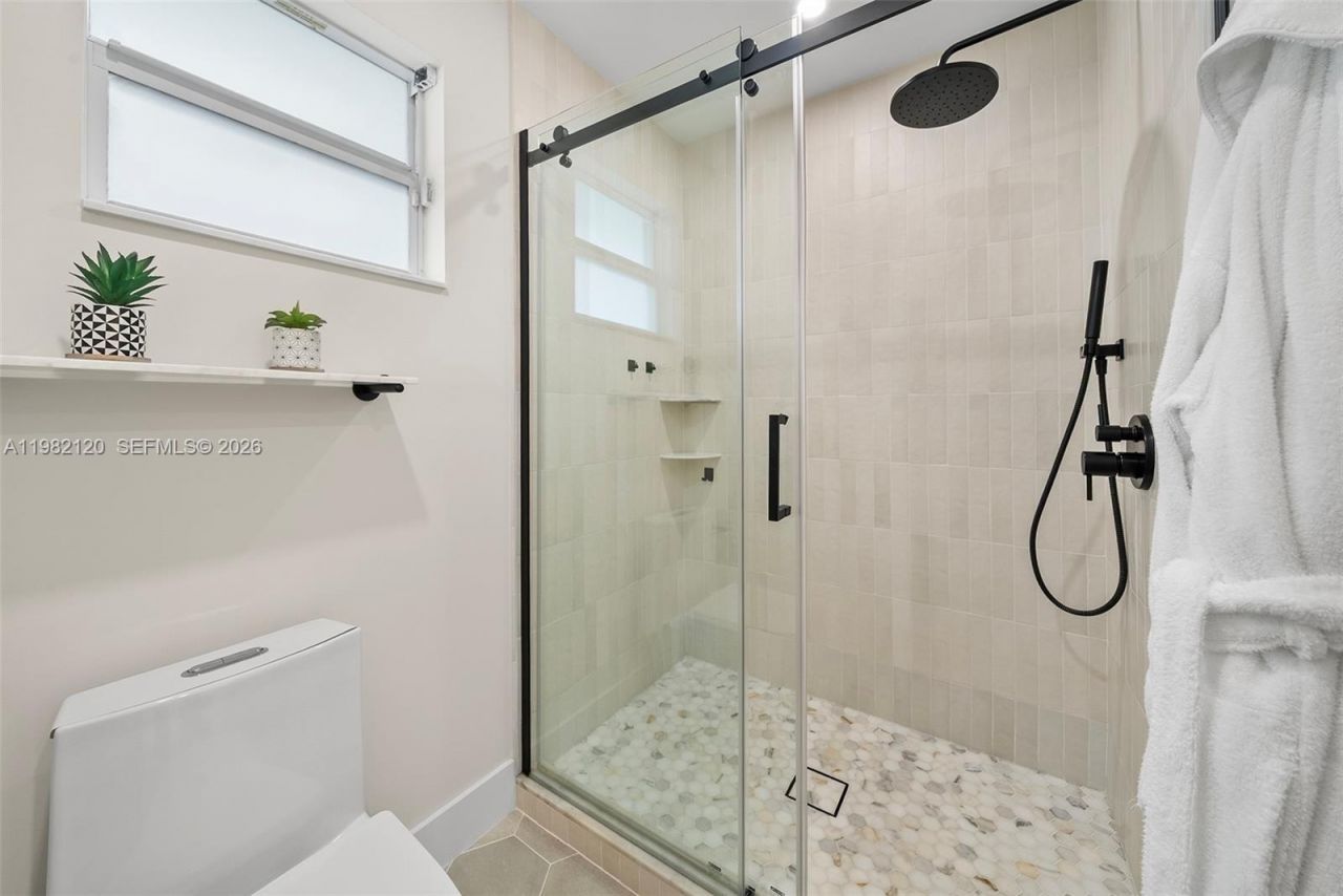 14 San Sebastian Ave, Coral Gables, FL 33134 Photo