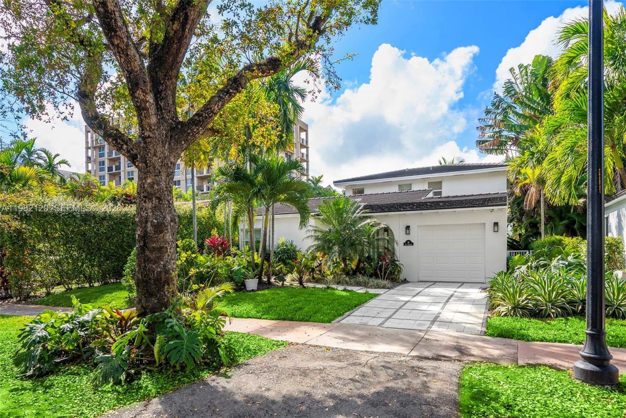 14 San Sebastian Ave, Coral Gables, FL 33134 Photo