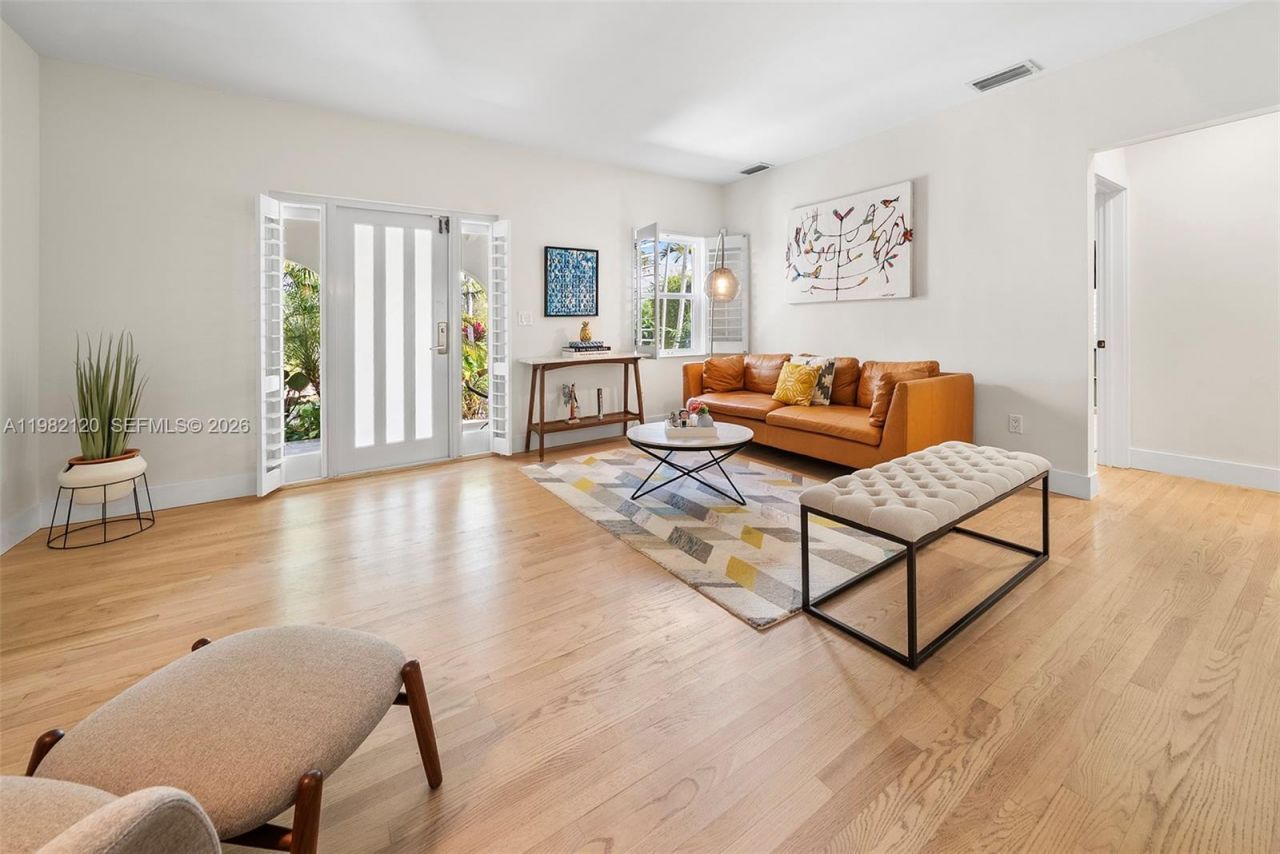 14 San Sebastian Ave, Coral Gables, FL 33134 Photo