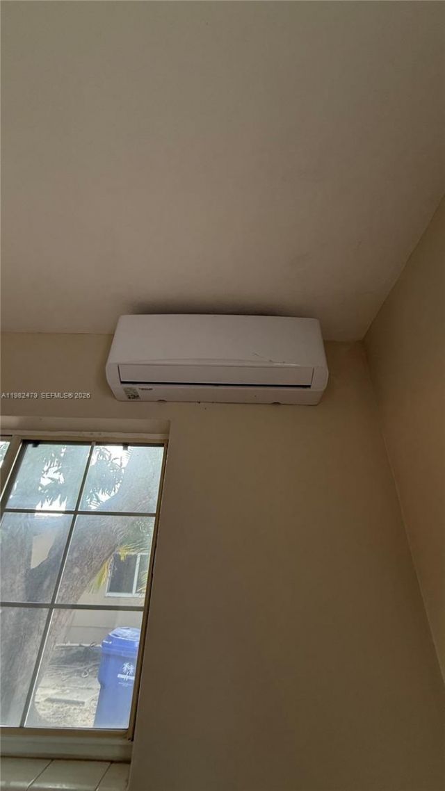 7961 Orleans St , Unit 1, Miramar, FL 33023 Photo