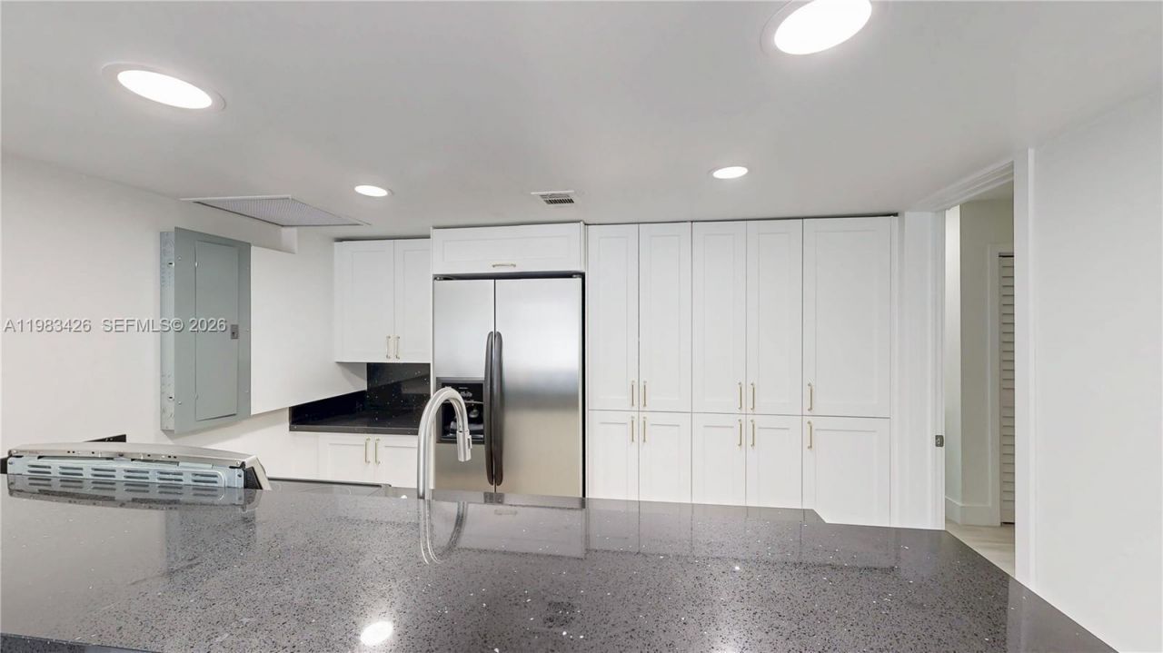 6610 E Miami Lakes Dr, Miami Lakes, FL 33014 Photo