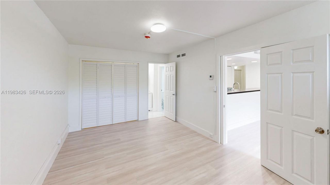 6610 E Miami Lakes Dr, Miami Lakes, FL 33014 Photo