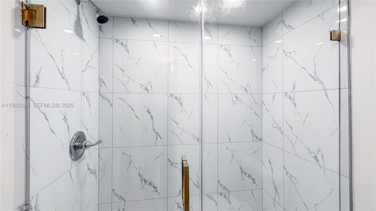 6610 E Miami Lakes Dr, Miami Lakes, FL 33014 Photo