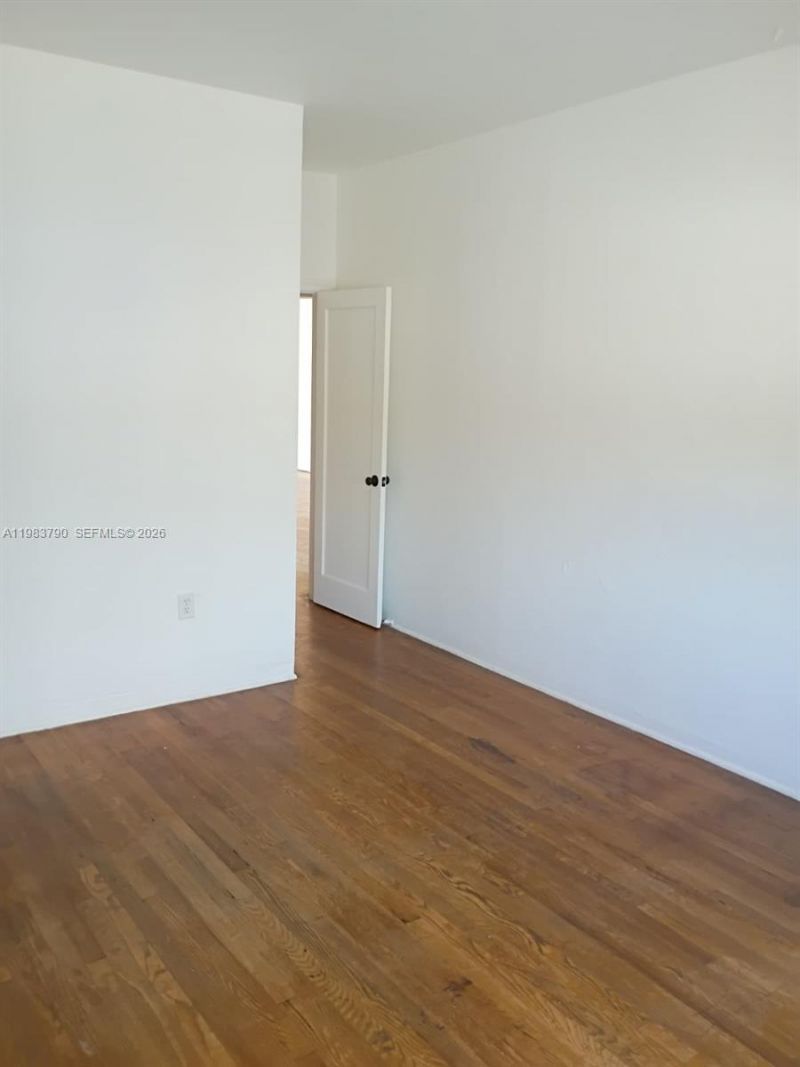 235 83rd St , Unit 4, Miami Beach, FL 33141 Photo