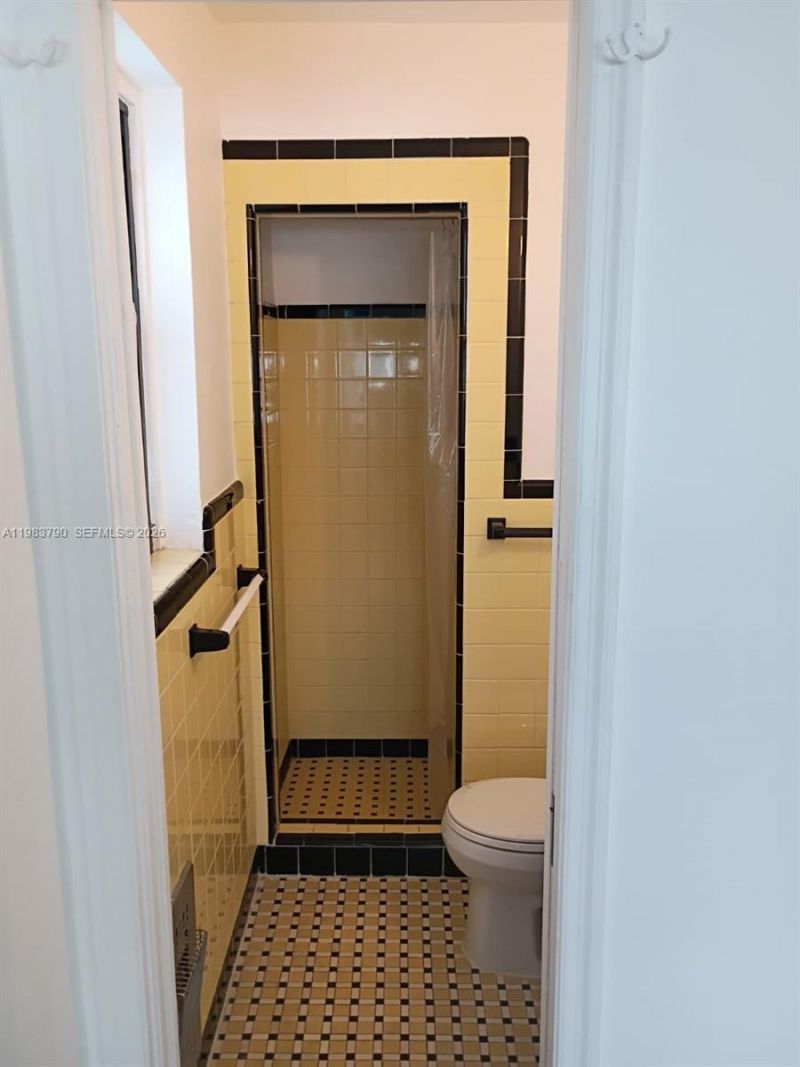 235 83rd St , Unit 4, Miami Beach, FL 33141 Photo