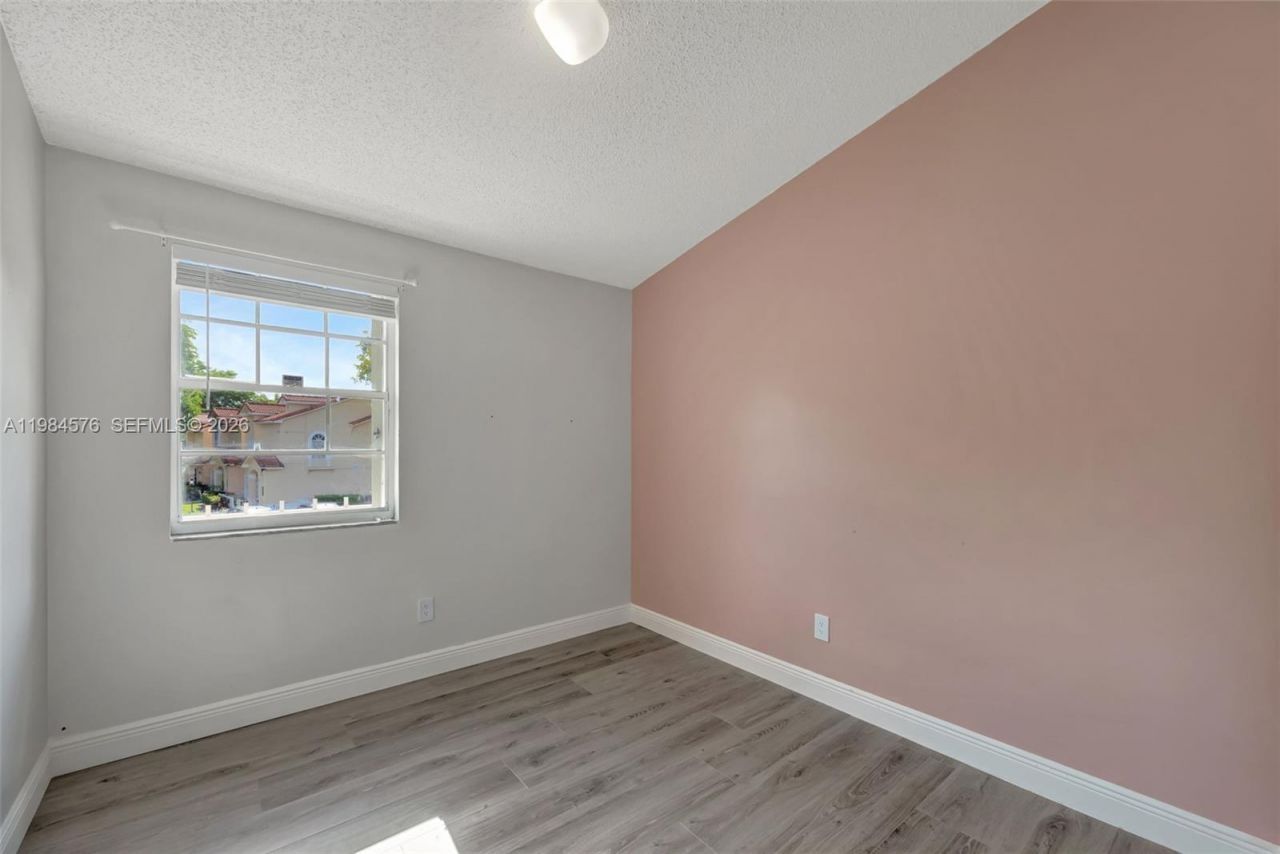 15224 SW 111th St , Miami, FL 33196 Photo