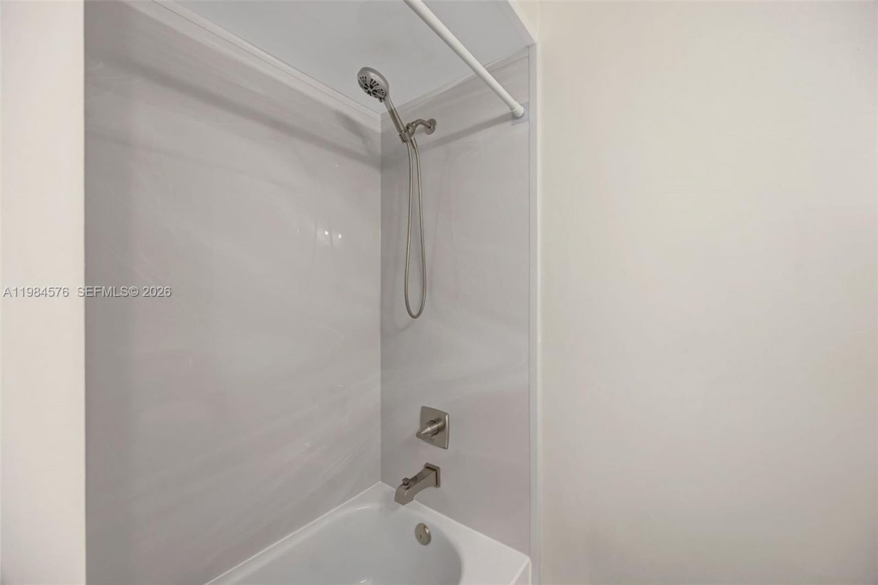 15224 SW 111th St , Miami, FL 33196 Photo