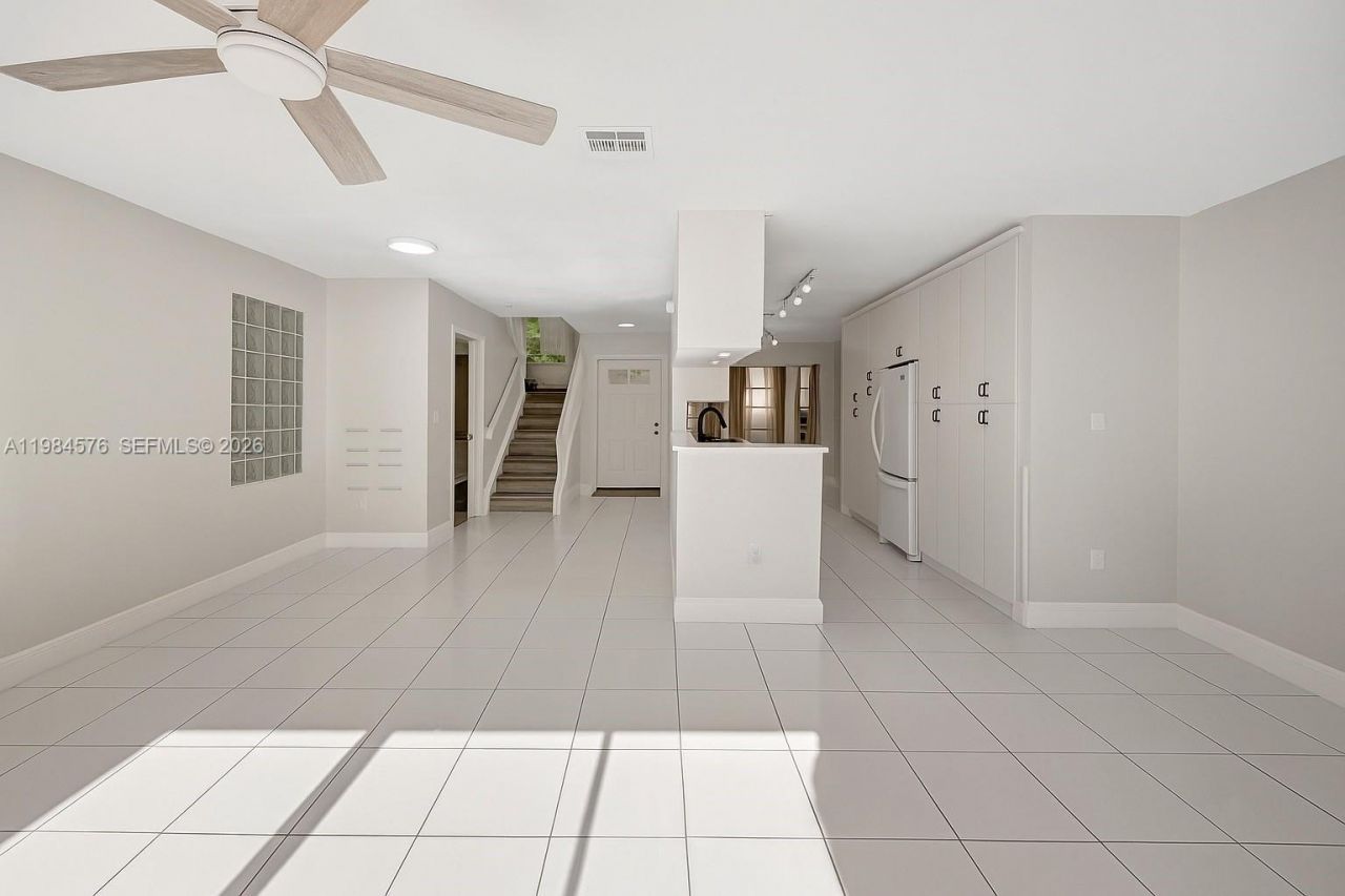 15224 SW 111th St , Miami, FL 33196 Photo