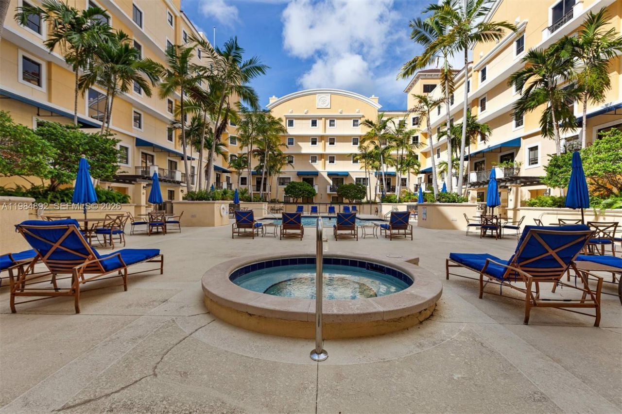 8390 SW 72nd Ave , Unit 412, Miami, FL 33143 Photo